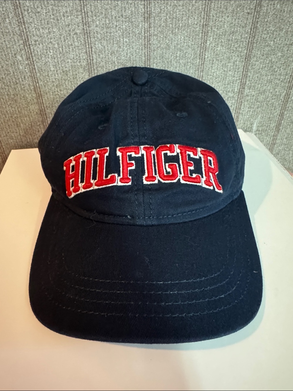 New Tommy Hilfiger Hat Navy